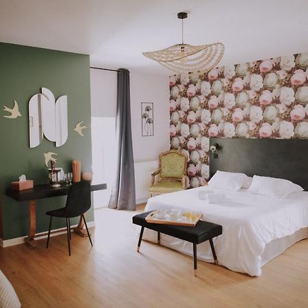 Chambre D'Hotes Domaine Le Castagne 欧什 外观 照片