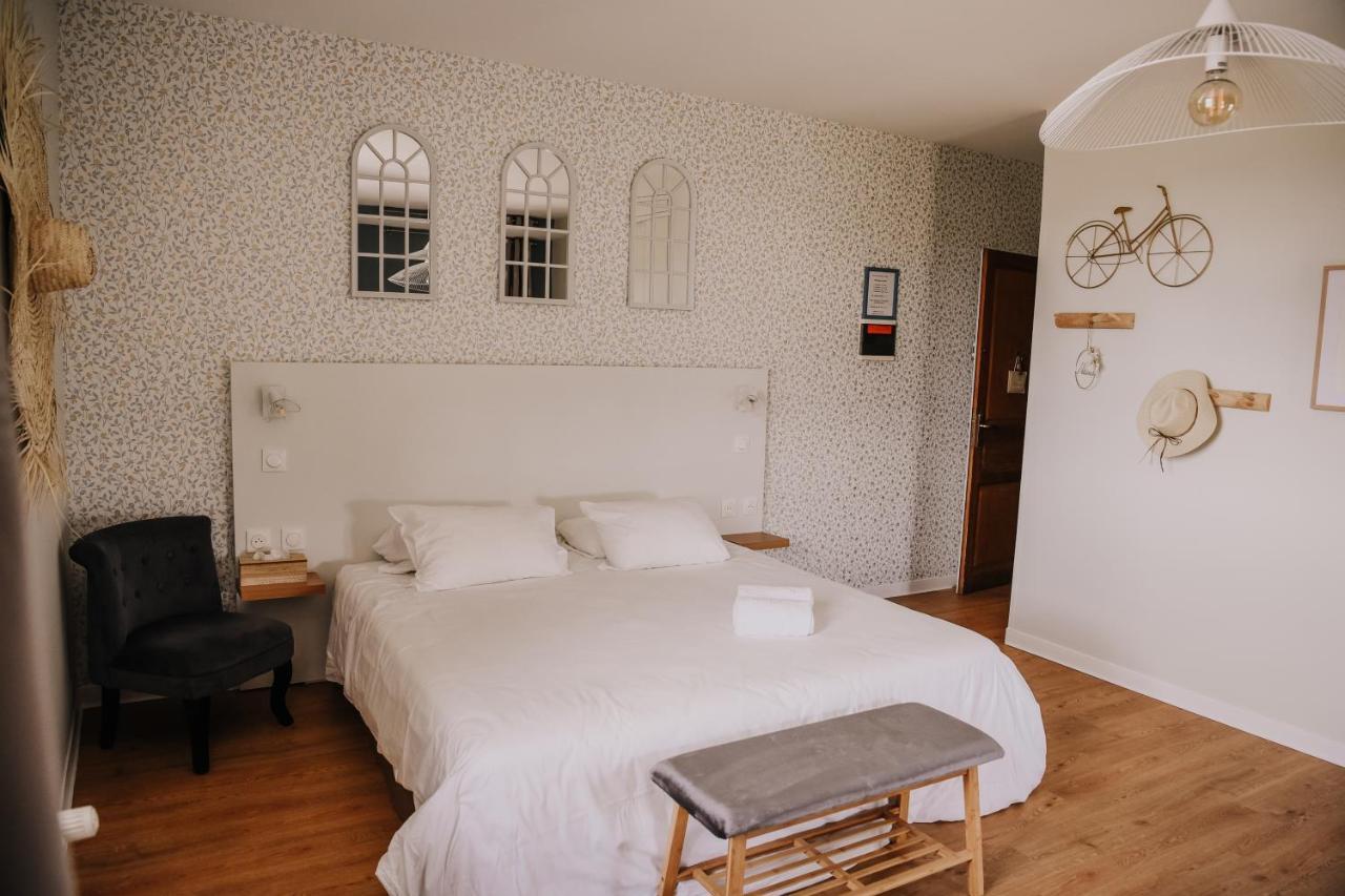 Chambre D'Hotes Domaine Le Castagne 欧什 外观 照片