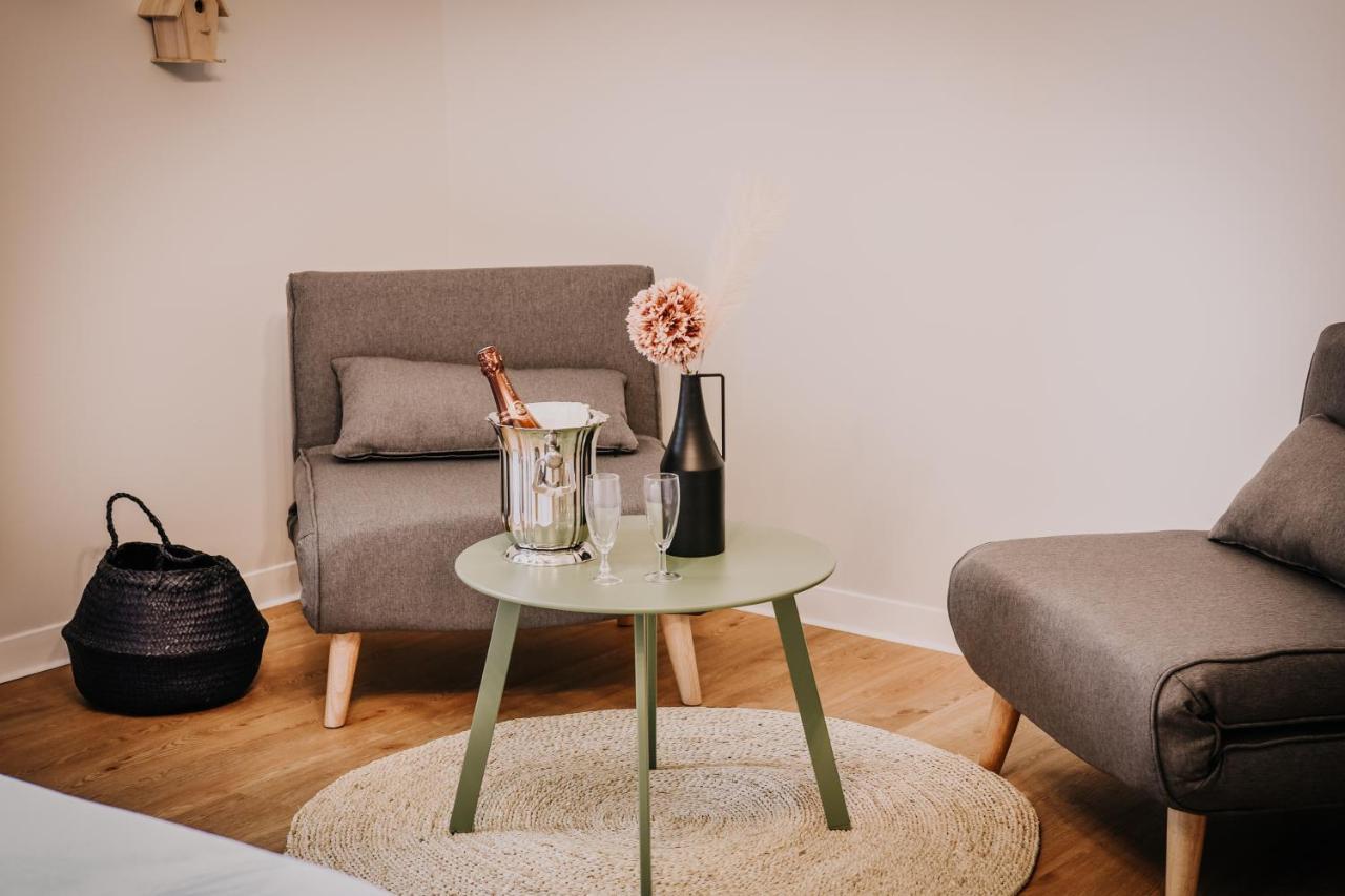 Chambre D'Hotes Domaine Le Castagne 欧什 外观 照片