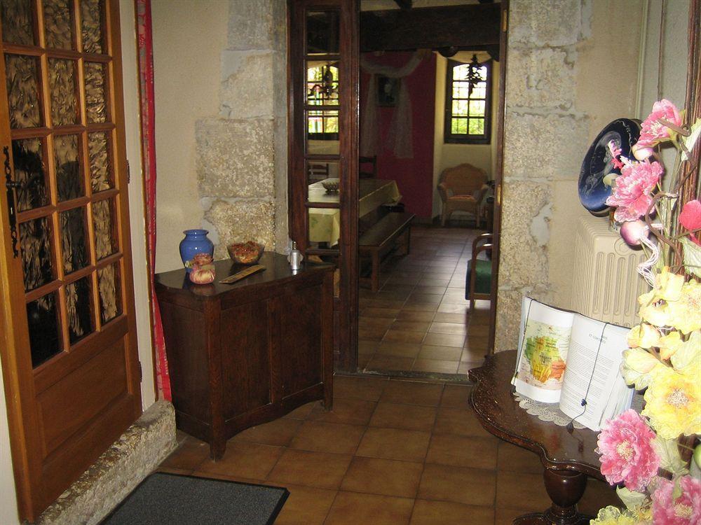 Chambre D'Hotes Domaine Le Castagne 欧什 外观 照片