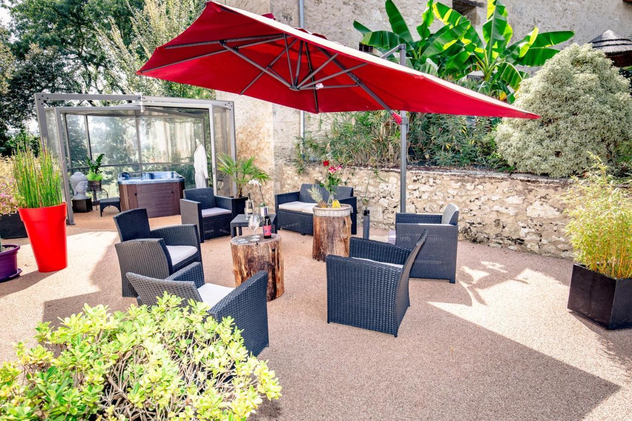 Chambre D'Hotes Domaine Le Castagne 欧什 外观 照片
